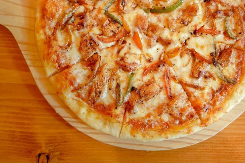 BBQ chicken pizza